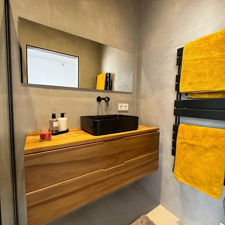 Apartment 1 Ch. Luxe Apt｜coeur De Juan-les-pins｜plage A 50m